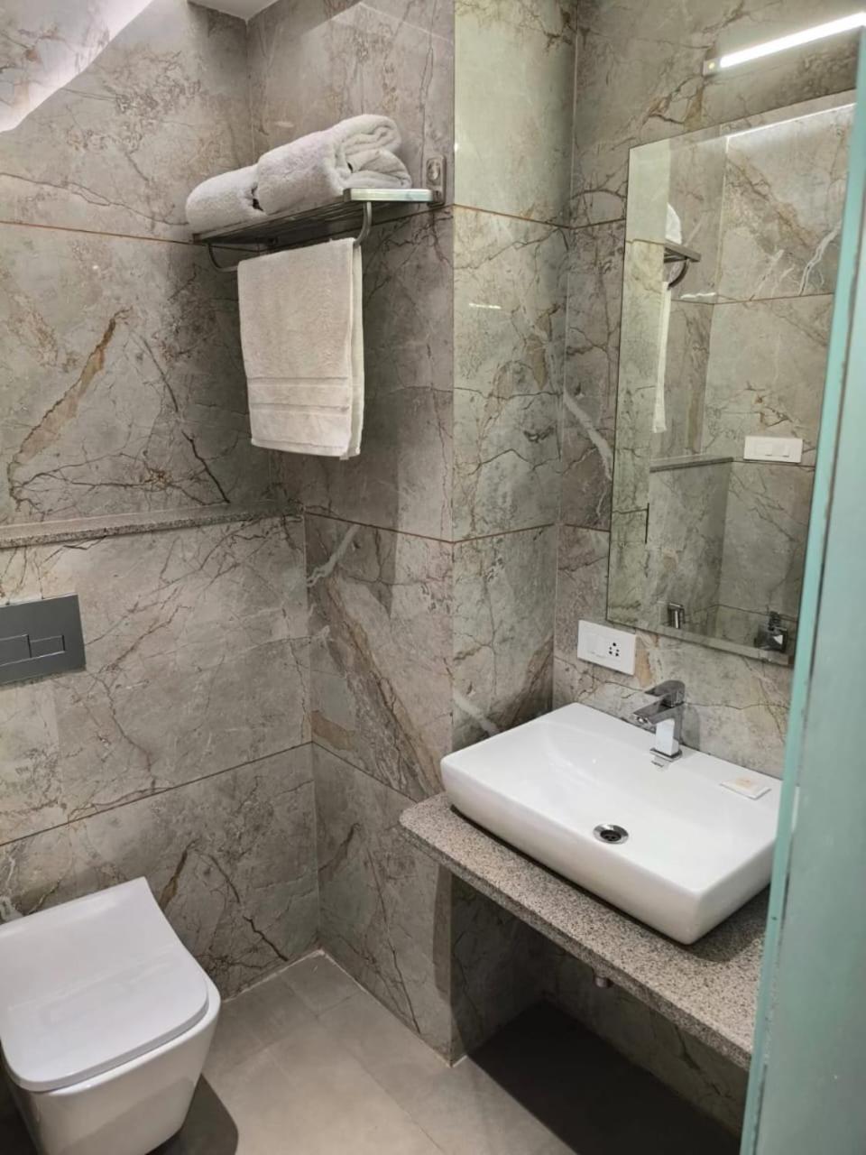 Hotel Jai Vilas Bhīlwāra Zewnętrze zdjęcie