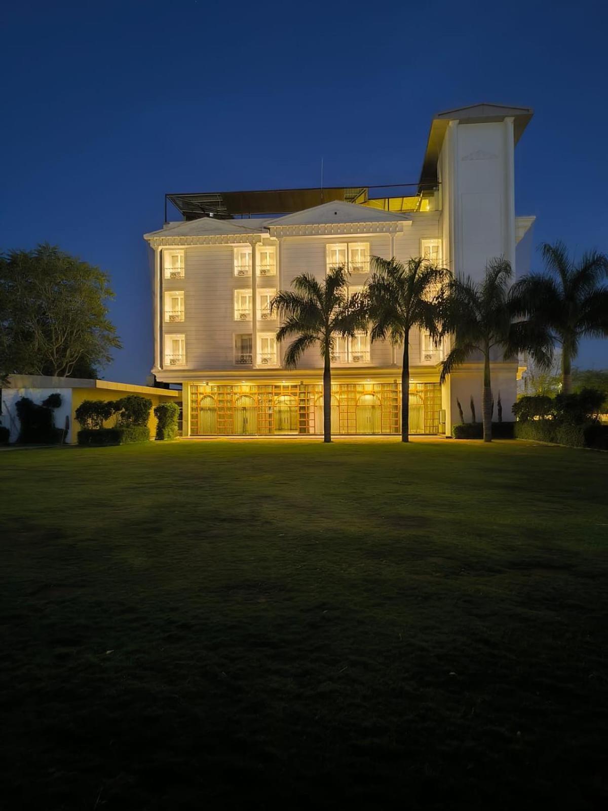 Hotel Jai Vilas Bhīlwāra Zewnętrze zdjęcie